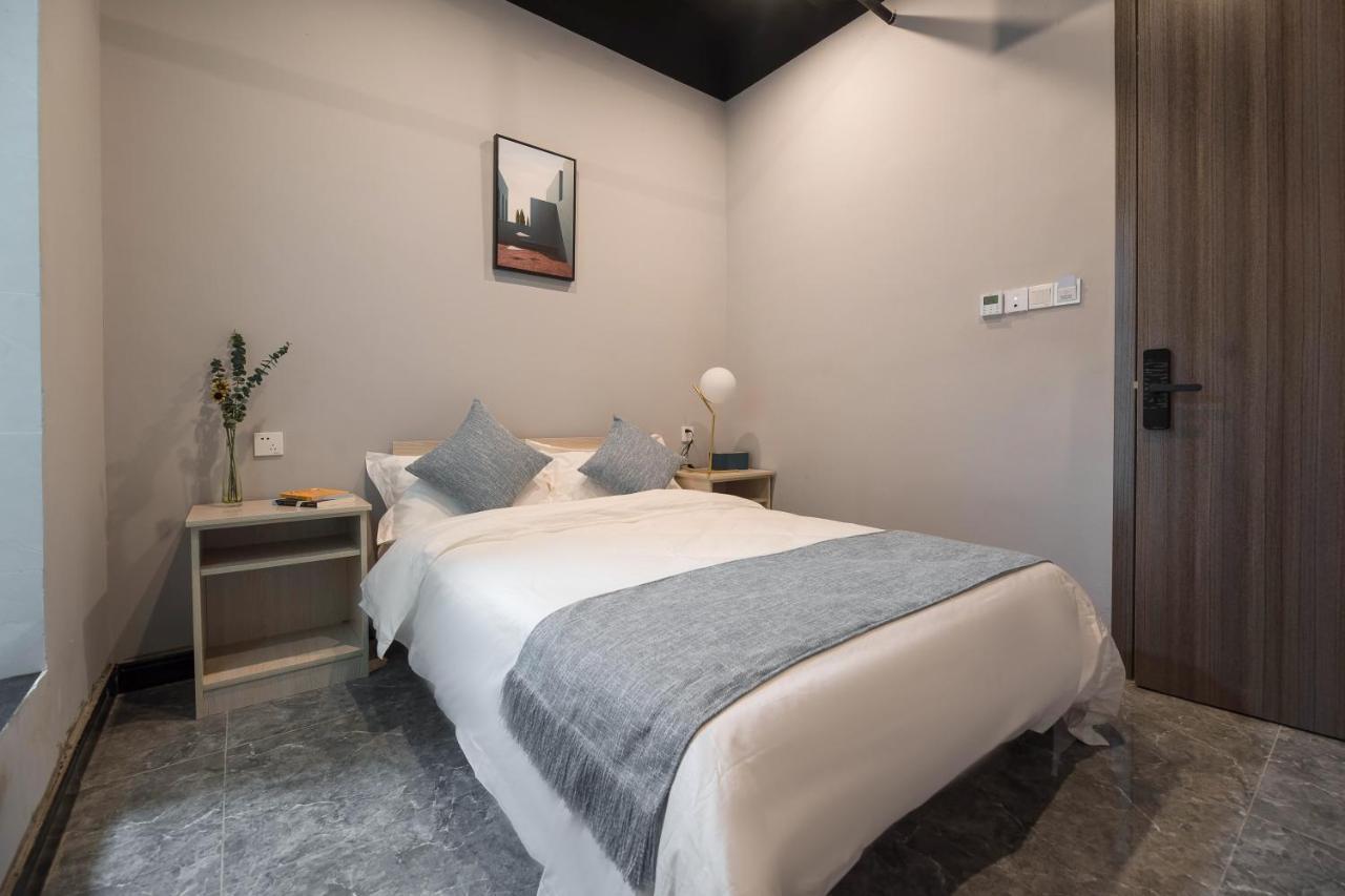 Pu Chun International Hostel -Yugarden & Old Town Shanghai Buitenkant foto