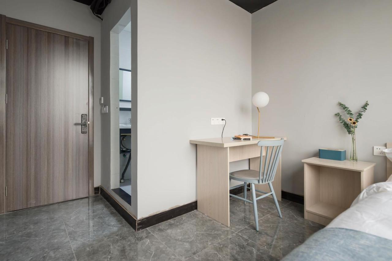 Pu Chun International Hostel -Yugarden & Old Town Shanghai Buitenkant foto