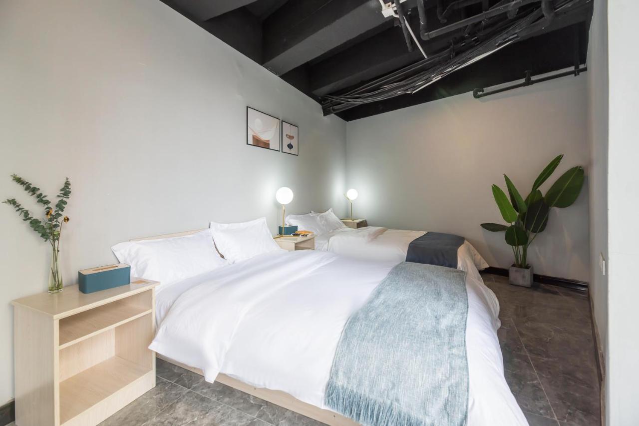 Pu Chun International Hostel -Yugarden & Old Town Shanghai Buitenkant foto
