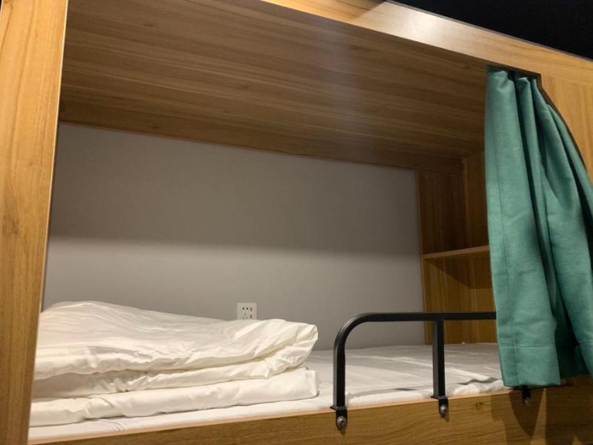 Pu Chun International Hostel -Yugarden & Old Town Shanghai Buitenkant foto